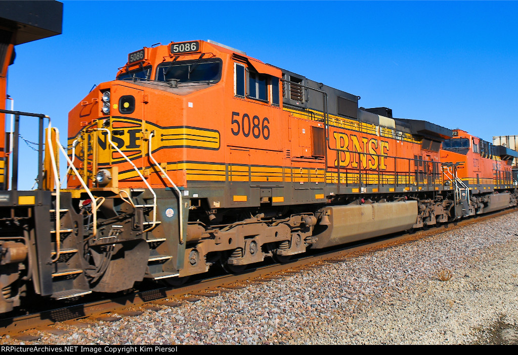 BNSF 5086